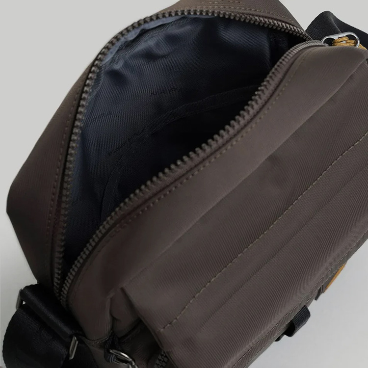 bandolera cocoa diseno b sico con cierres marca nappa cl sico 152441 COCOA 4