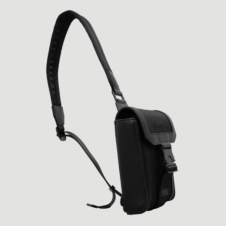 bandolera negro diseno b sico con clip marca buckle cl sico 158740 NEGRO 3