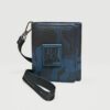billetera azul estructura labrada marca nappa cl sico 134808 AZUL 1