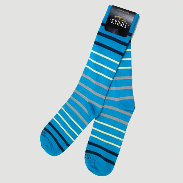calcetines celeste diseno de lineas marca tishas cl sico 144065 CELESTE 1
