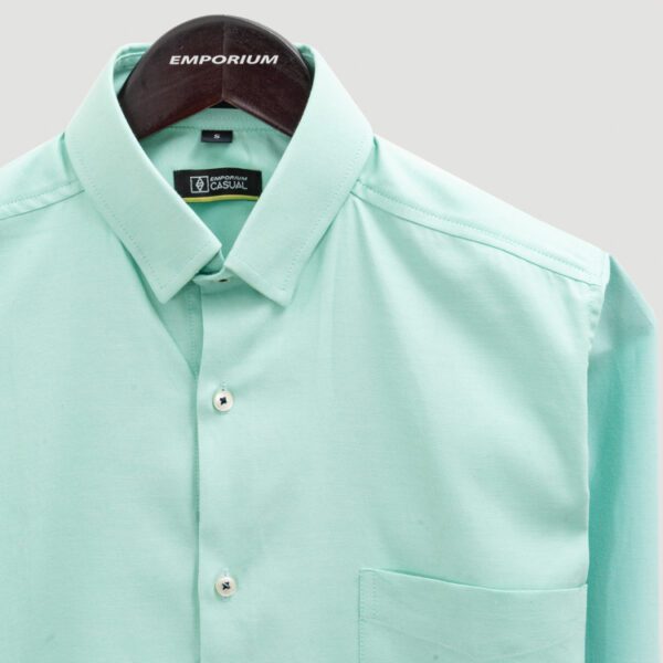 camisa verde estructura plana marca bcasual slim 138524 VERDE 2