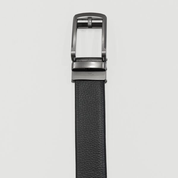 cincho negro diseno plano con hebilla metalica marca buckle cl sico 144775 222918 2