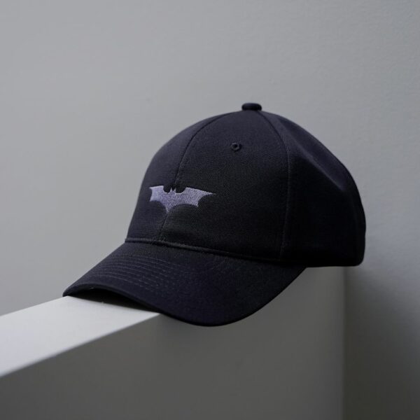 gorra amarilla diseno batman marca tishas cl sico 152498 NEGRO 2