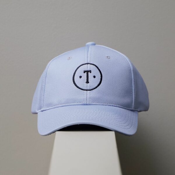 gorra celeste estructura labrada marca tishas cl sico 152514 CELESTE 1