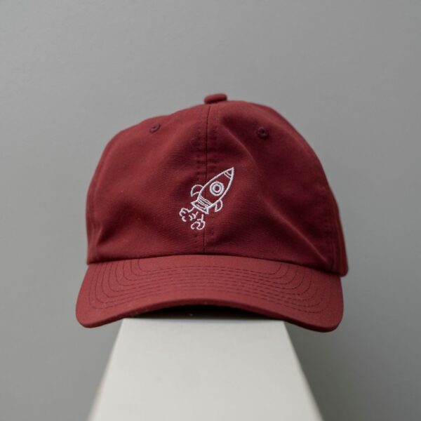 gorra negra diseno rocket marca tishas cl sico 152495 CORINTO 1