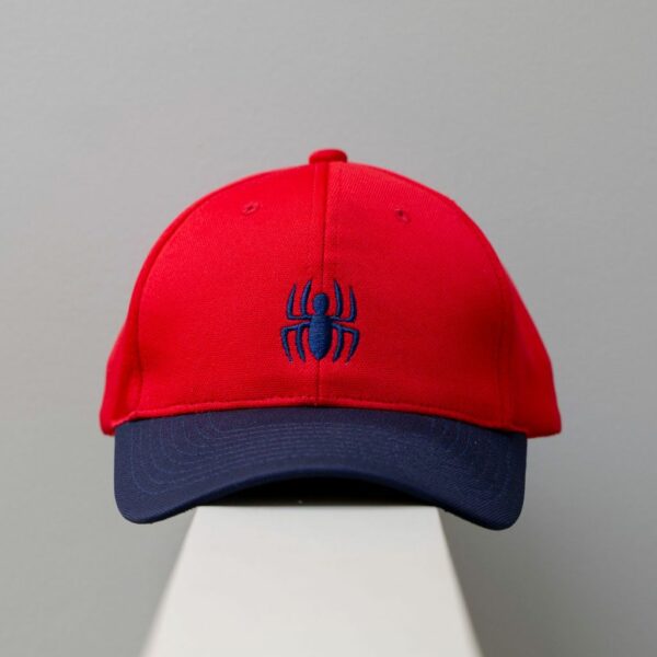 gorra roja diseno spider marca tishas cl sico 152502 271480 1