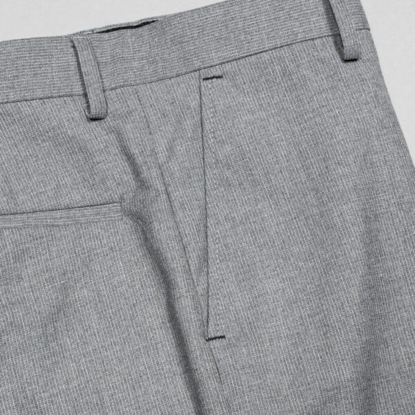pantalon gris estructura labrada marca emporium slim 147757 GRIS 3