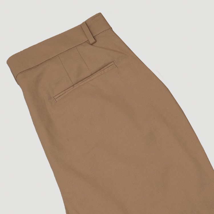 pantalon khaki estructura plana marca bcasual cl sico 153065 KHAKI 3