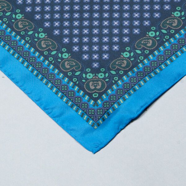 panuelo azul diseno de amebas marca emporium cl sico 157761 AZUL 2