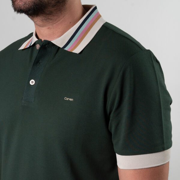 polo verde estructura cuello contrastado marca carven slim 150835 270499 2