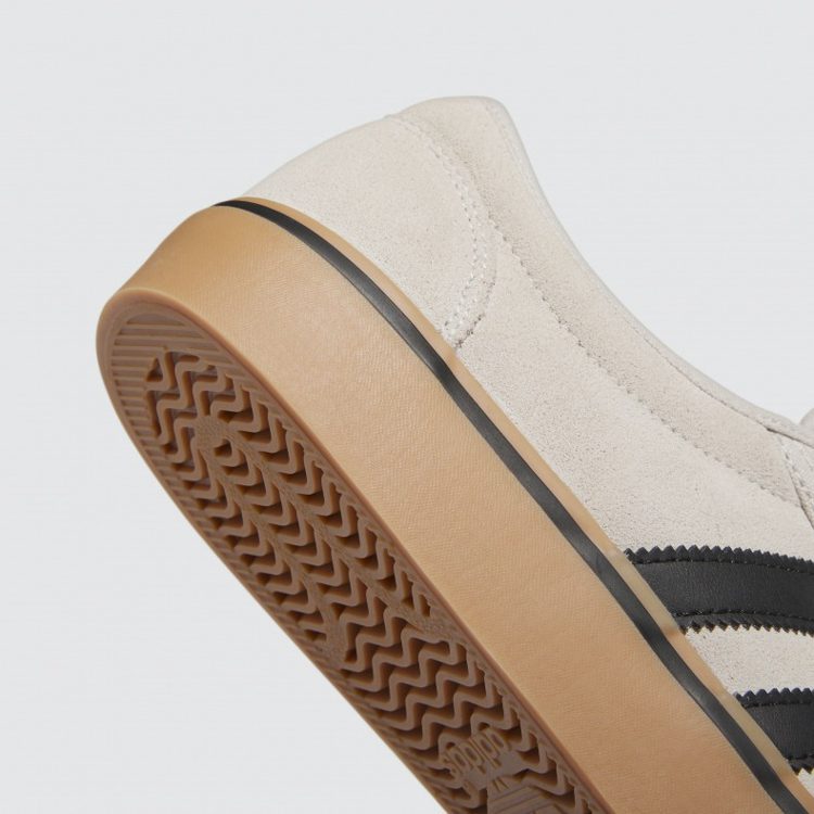 sneakers beige estilo ie3146 marca adidas cl sico 161851 BEIGE 2