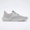sneakers gris estilo if5232 marca reebok cl sico 147047 GRIS 3