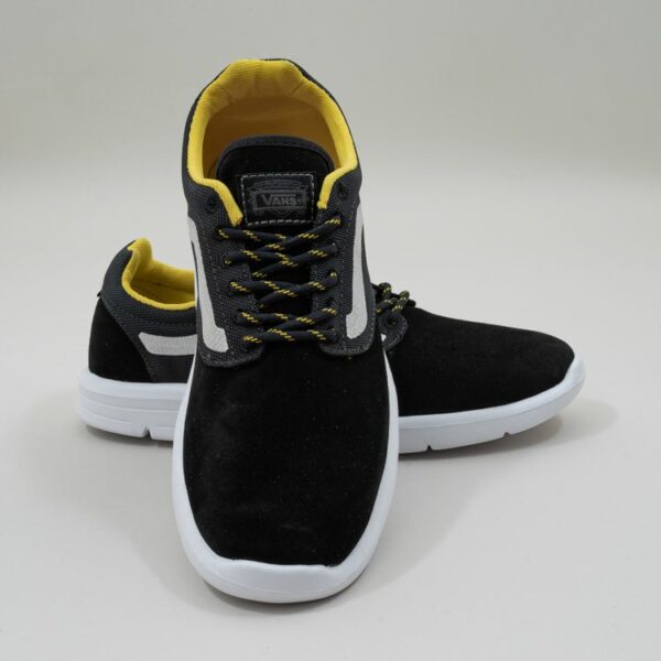 sneakers negro diseno vn0a38feoki marca vans cl sico 152361 NEGRO 1